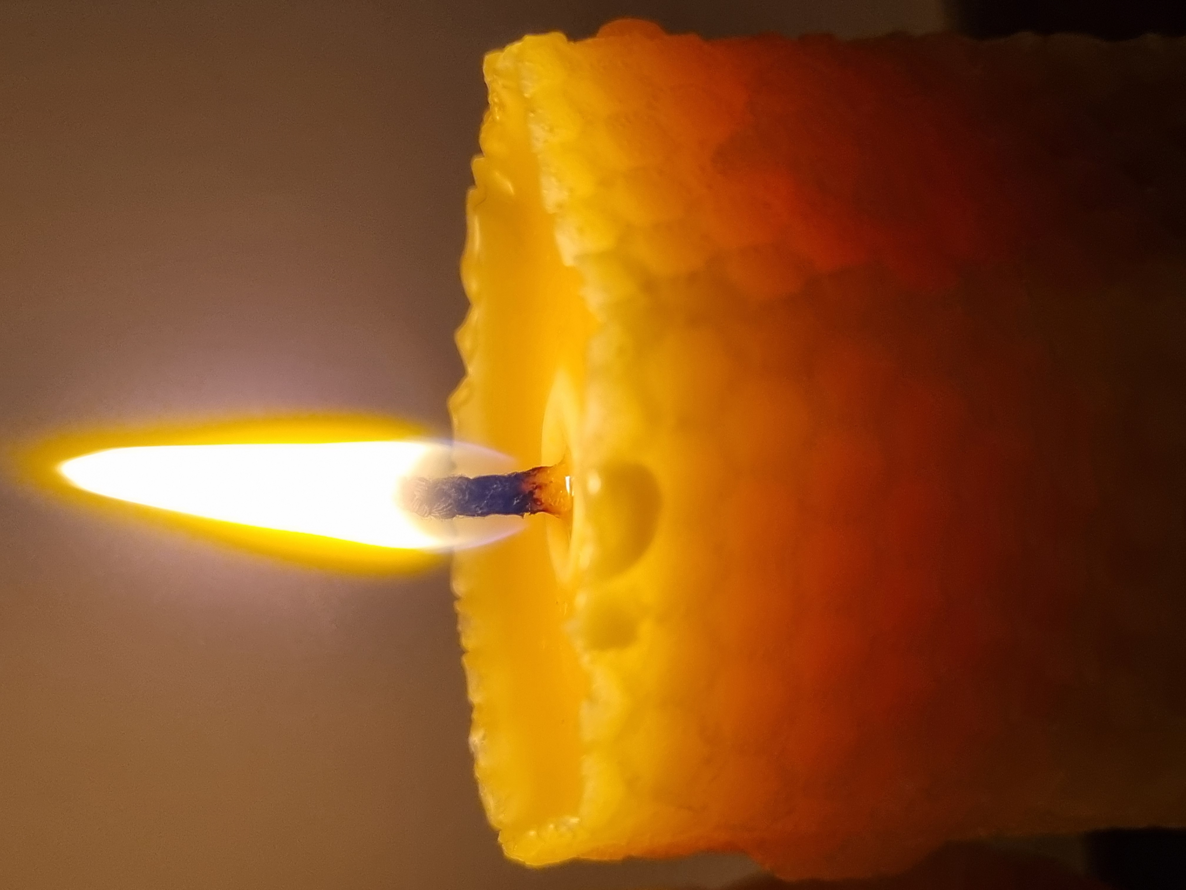 Beeswax candle